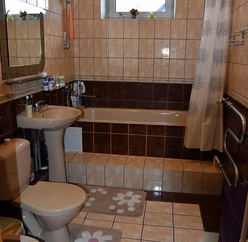 Cozy John's House Вільнюс