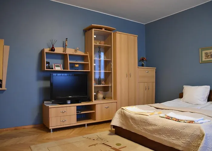 Проживання в сім'ї Cozy John's House Вільнюс