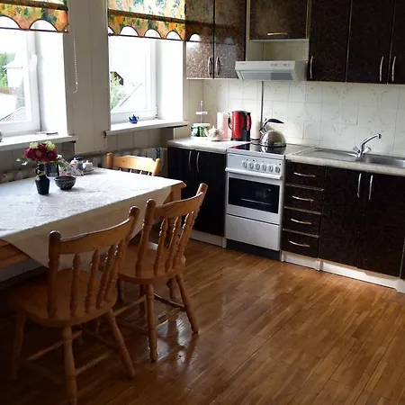 Cozy John's House וילנה
